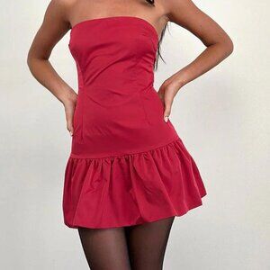 NWT MOTEL cherry red bubble hem mini dress with structured bustier ❣️ medium